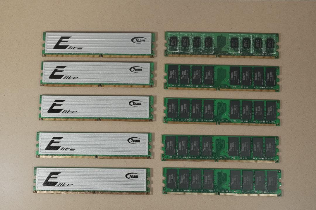 DDR2メモリ10本セット（4GBx9, 2GBx1)