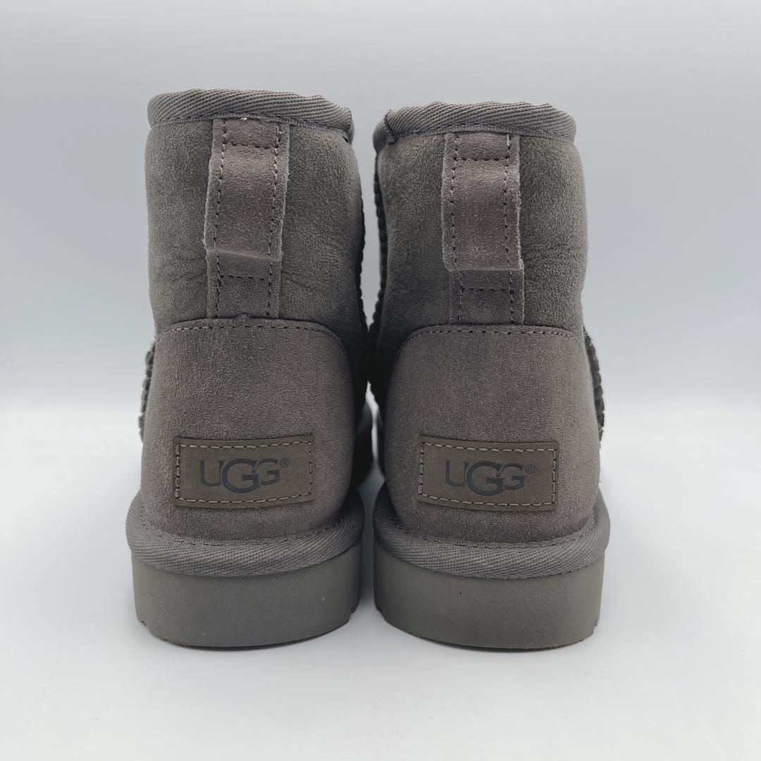 UGG CLASSIC MINI II ムートンブーツ【23cm】