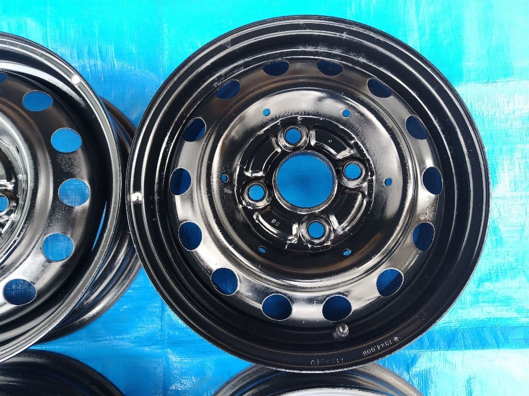 155/70R13【2/2】スタッドレスタイヤ、スチールホイール付、2本分割