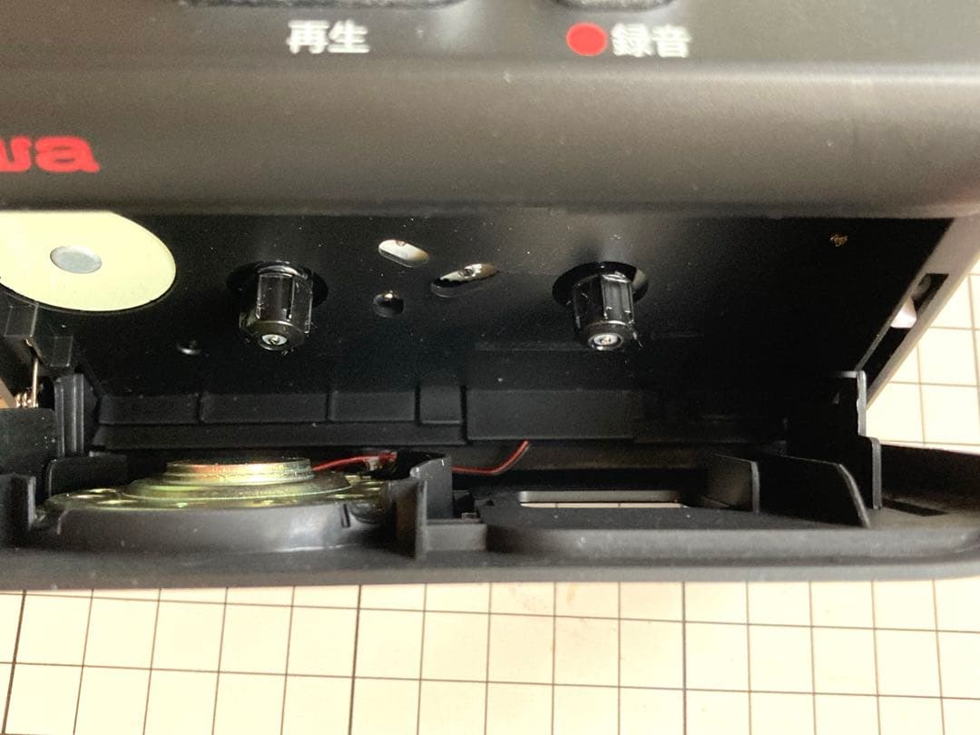 aiwa TR-A30 ラジオカセットレコーダー(録音可能) ハンディタイプ