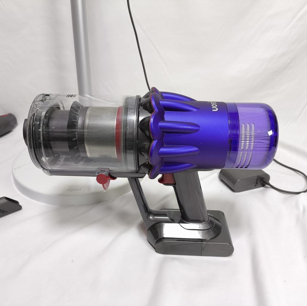 スタンド付き　Dyson SV18　掃除機 一式セット動作確認済】No31