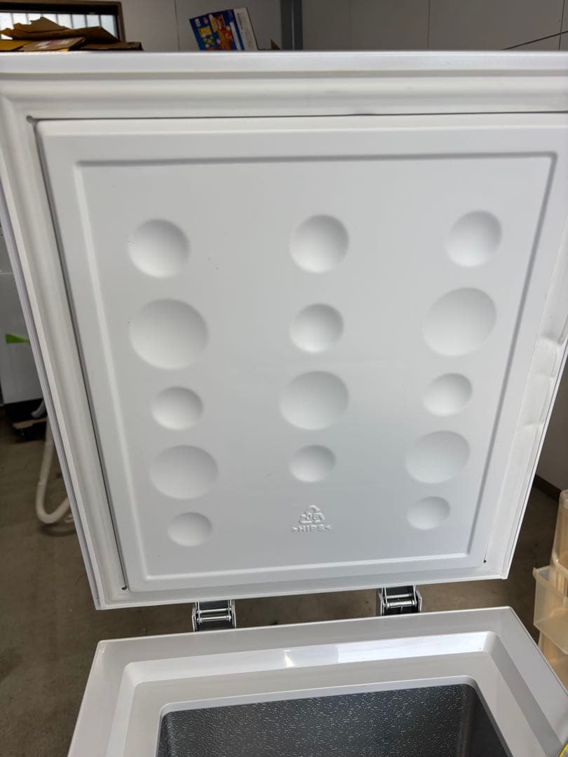 アイリスオーヤマ 冷凍庫 上開き 63L 直冷式 ICSD-6A-W2022年製