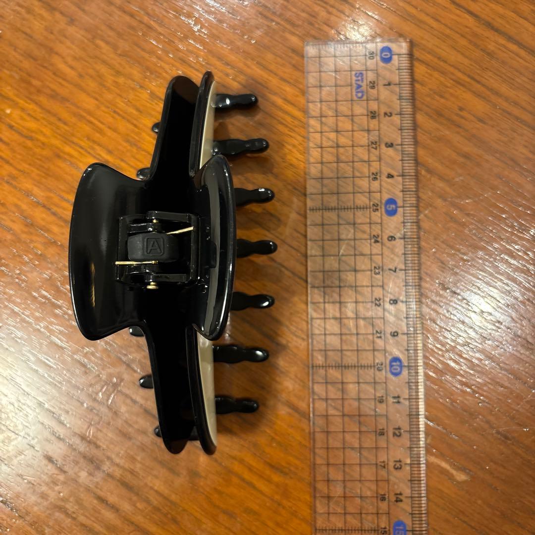 新品☆ 限定モデル　ヘアクリップ（Ｌ)