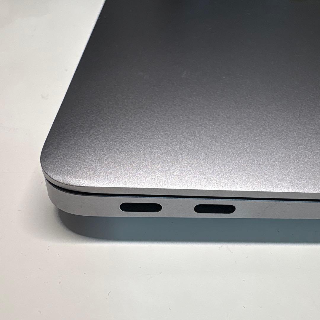 MacBook本体 MacBookAir M1 256GB SSD