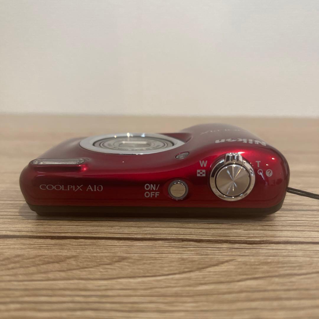 2606 Nikon ニコン COOLPIX デジカメ A10 レッド