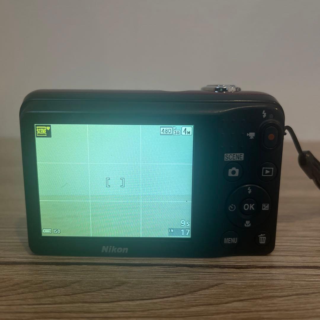 2606 Nikon ニコン COOLPIX デジカメ A10 レッド