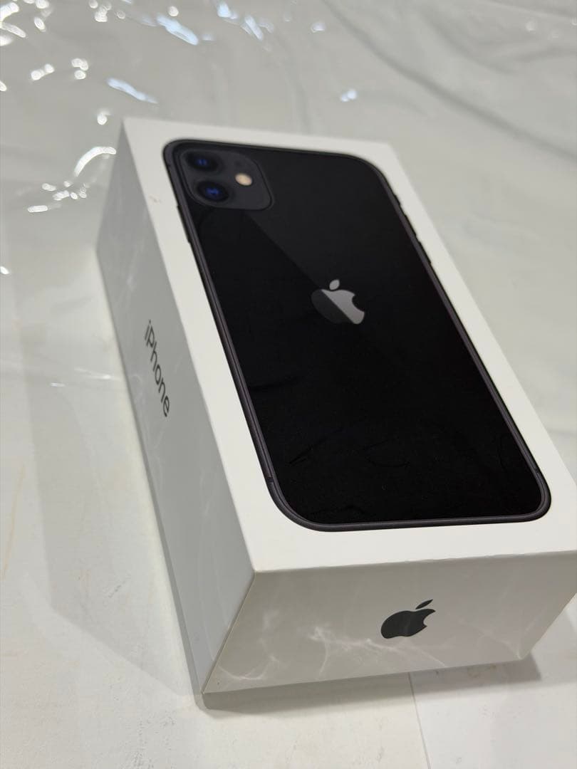 iPhone11 64GB ブラック　本体　SIMフリー