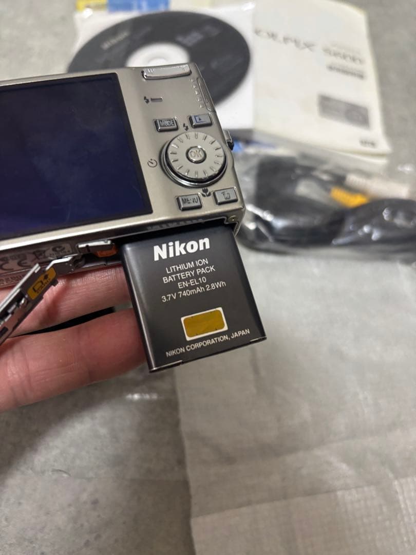 Nikon COLLPIX クールピクス　S600 デジカメ