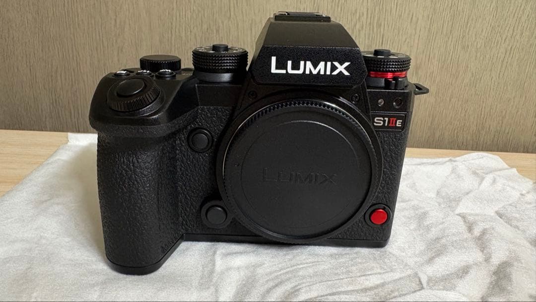 LUMIX S1IIE 24-105mm F4 レンズキット カメラ