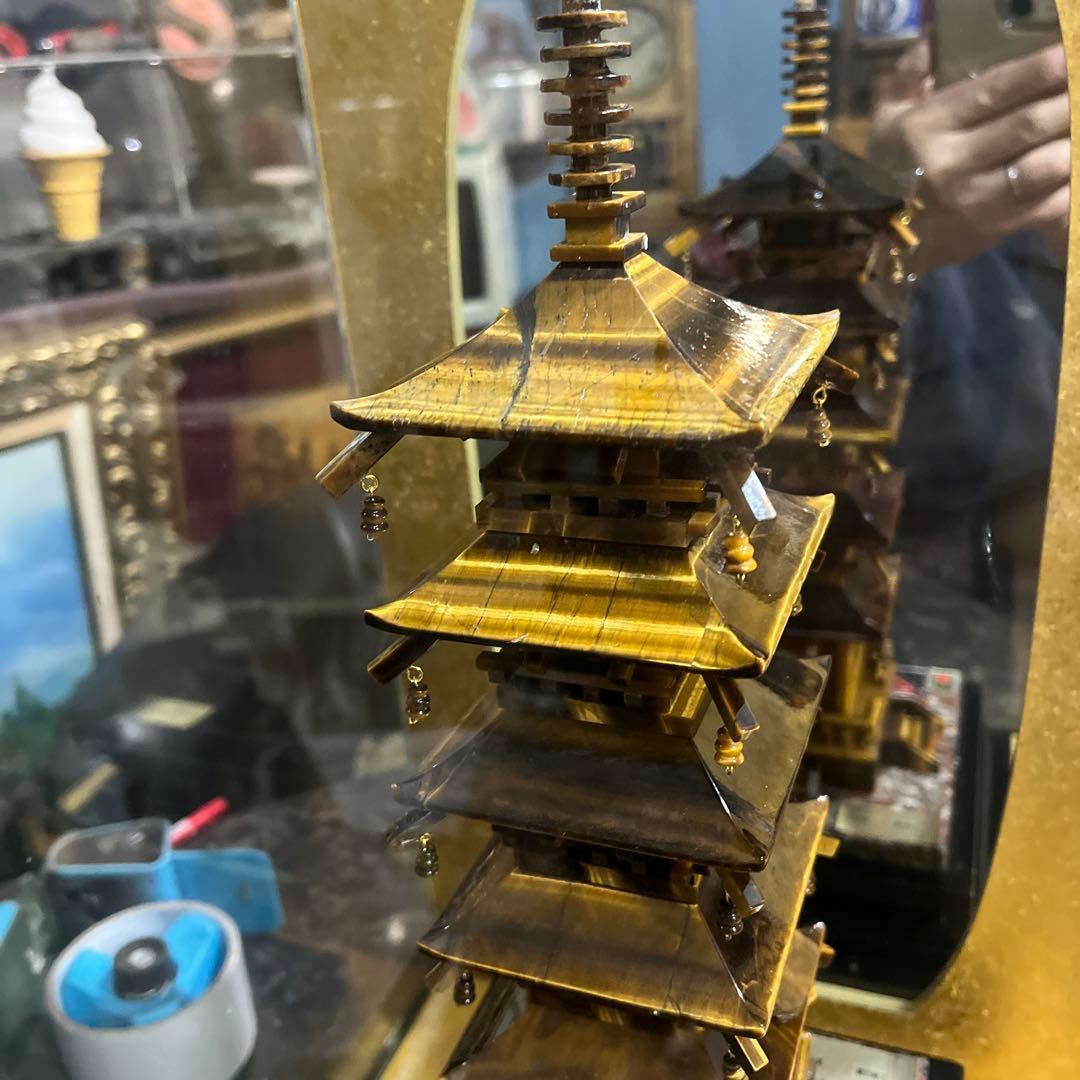 虎目石五重の塔、五重の塔、水晶五重の塔、