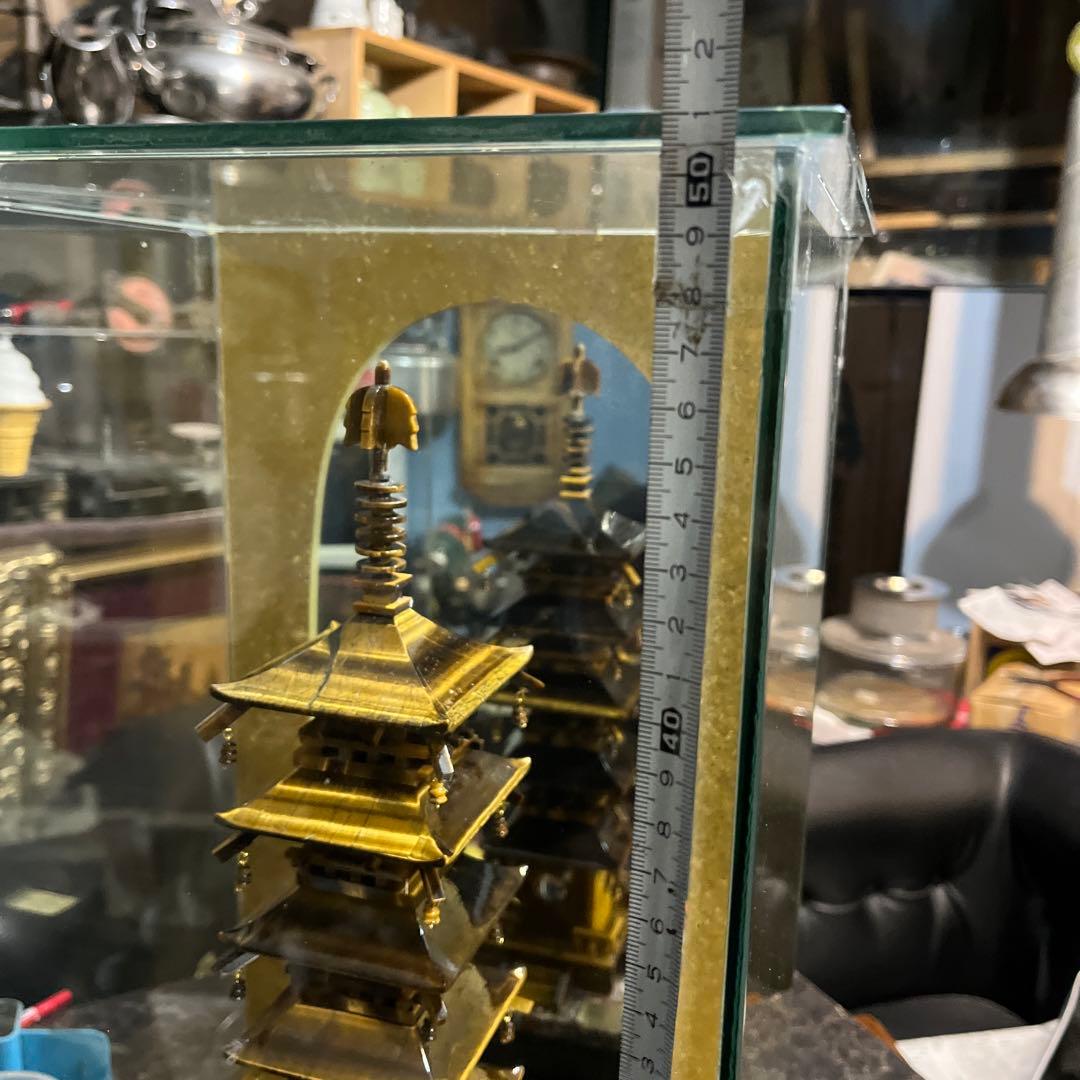 虎目石五重の塔、五重の塔、水晶五重の塔、