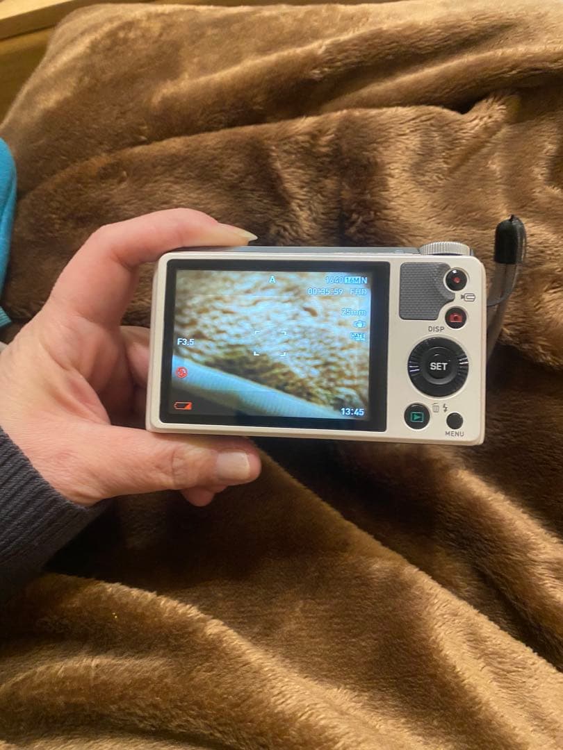 CASIO EXILIM ホワイト デジタルカメラ