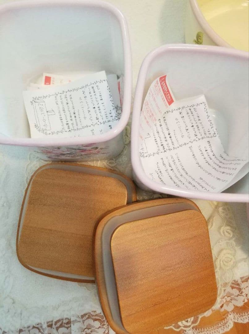 イマン imane ビビアンピンク 四角木蓋キャニスター2個セットホーロー