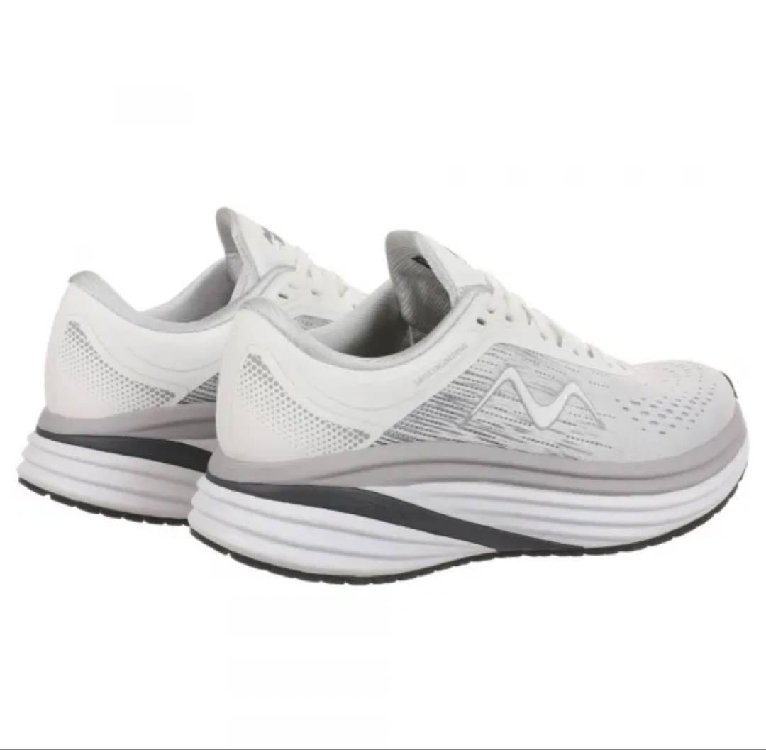 MBTランニング、ウオーキングシューズ　24.0㎝　ホワイト