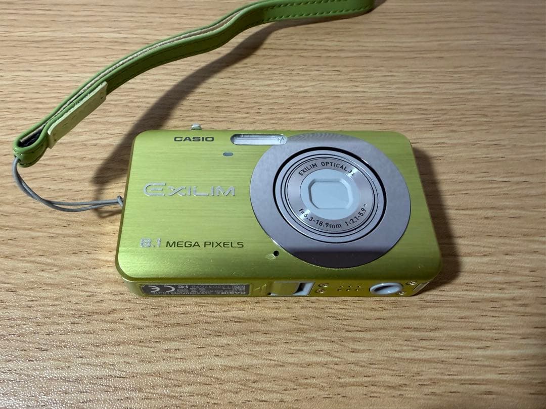 デジタルカメラ CASIO EXILIM EX-Z80 8.1 MEGA PIXELS