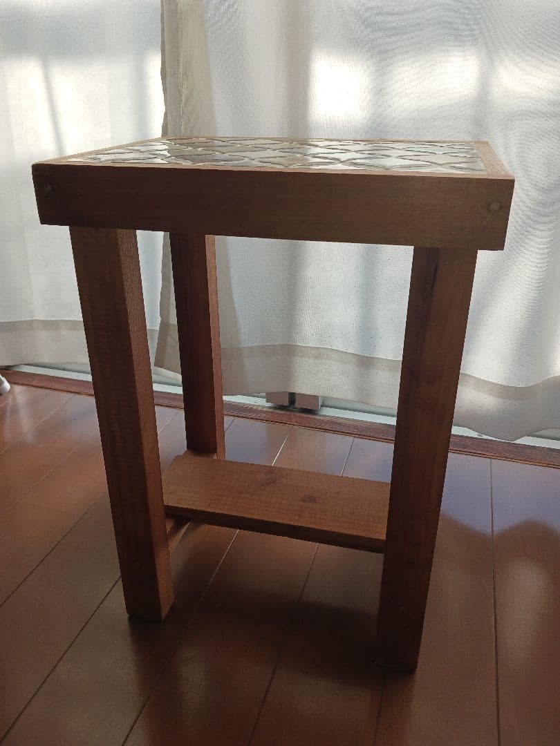 ランタンタイル　サイドテーブル