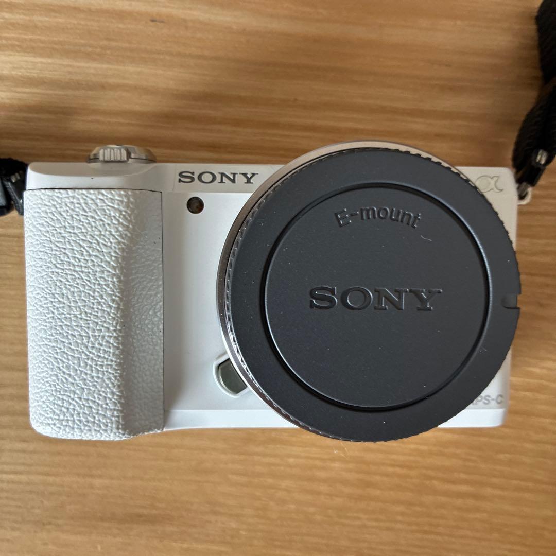 SONY α5100 ミラーレス一眼 本体と付属品