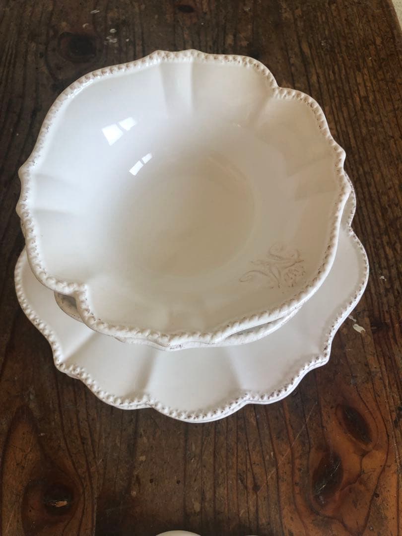 お値下げ　ディスプレイ　お皿2枚（大）お皿2枚（中）ボウル2枚　オシャレ