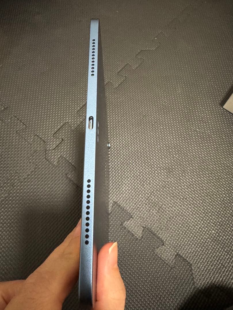 Apple iPad air 第五世代 64gb 箱、充電器付バッテリー93％