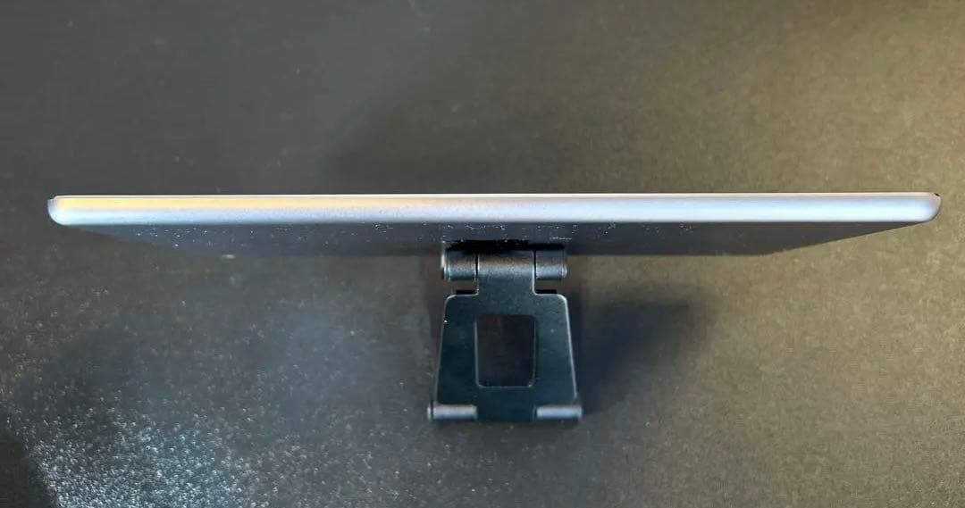 iPad Air MD787JA スペースグレイ　64G 12.5.7