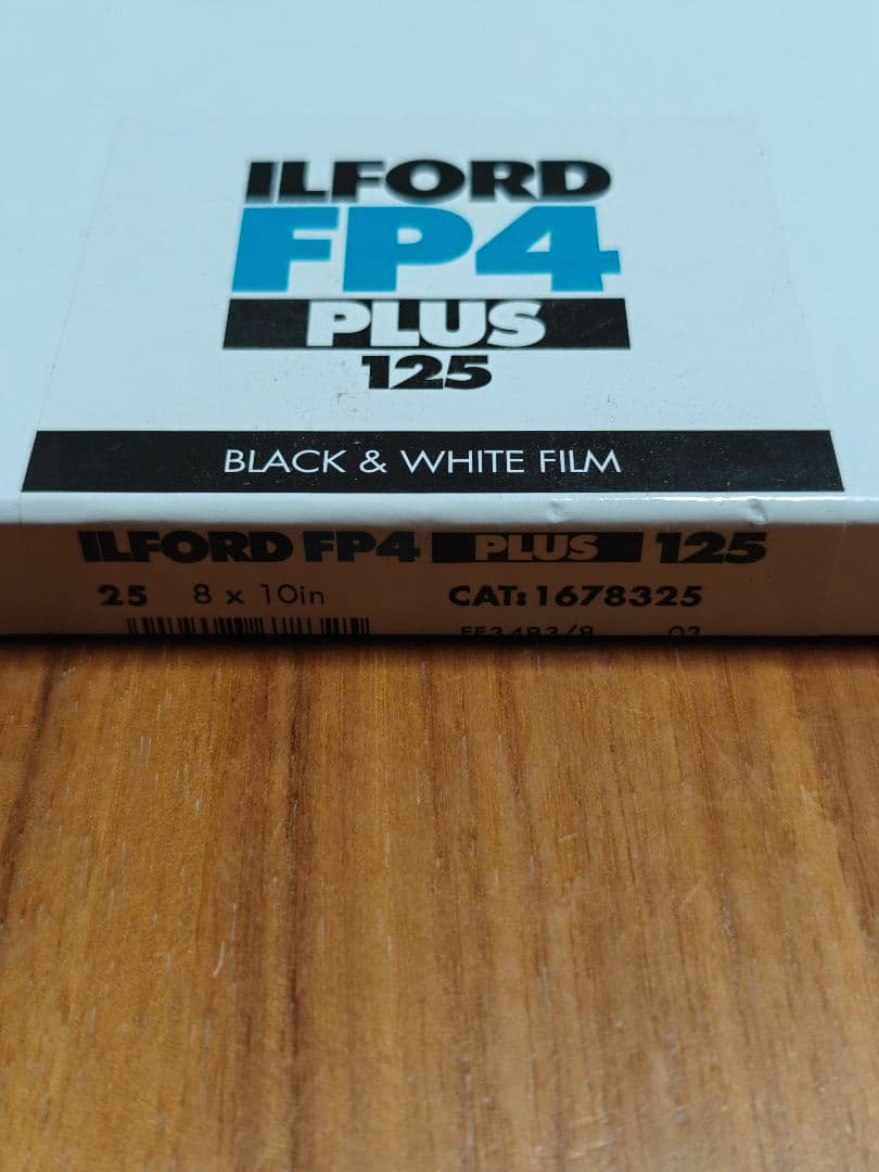 ILFORD FP4 PLUS 8×10 シートフィルム（25枚入）新品未開封