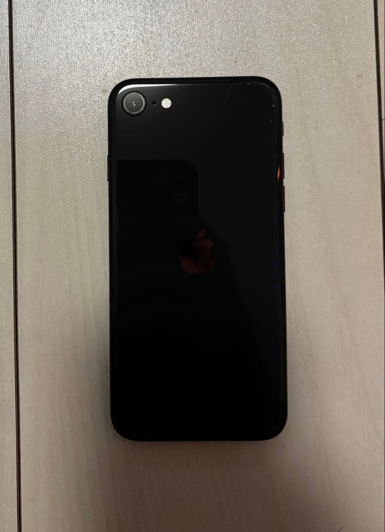 iPhone SE 第2世代　ブラック