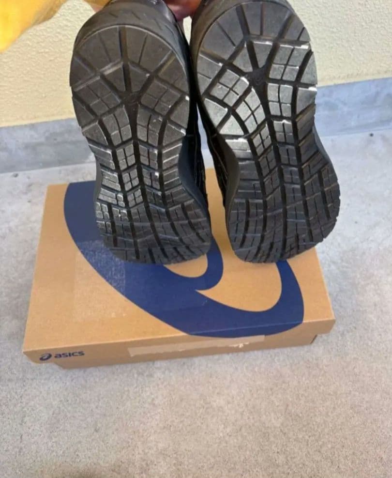 アシックス　安全靴　CP306