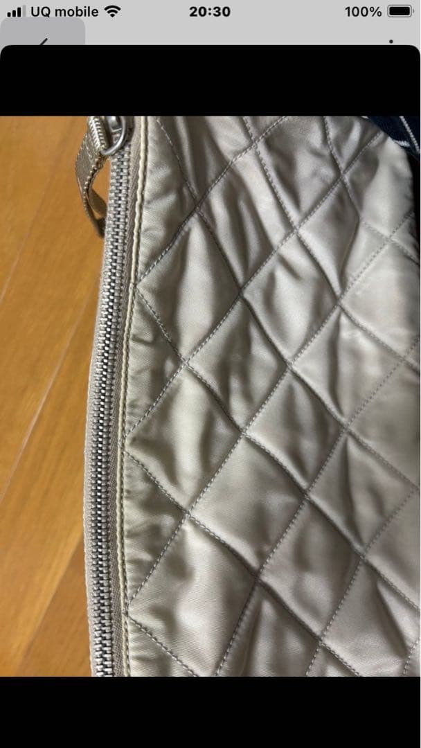 プラダキルティングショルダーバッグ