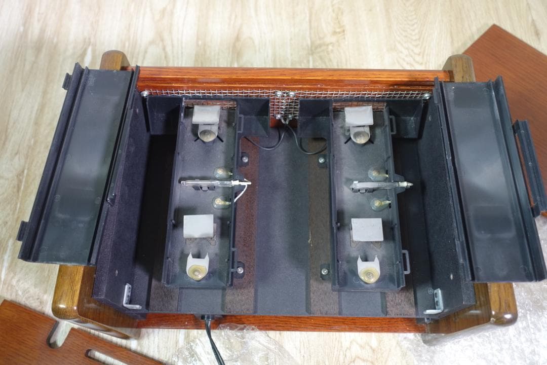 STSプロジェクト クリスタルセラ 空気蘇生器 定価217800円