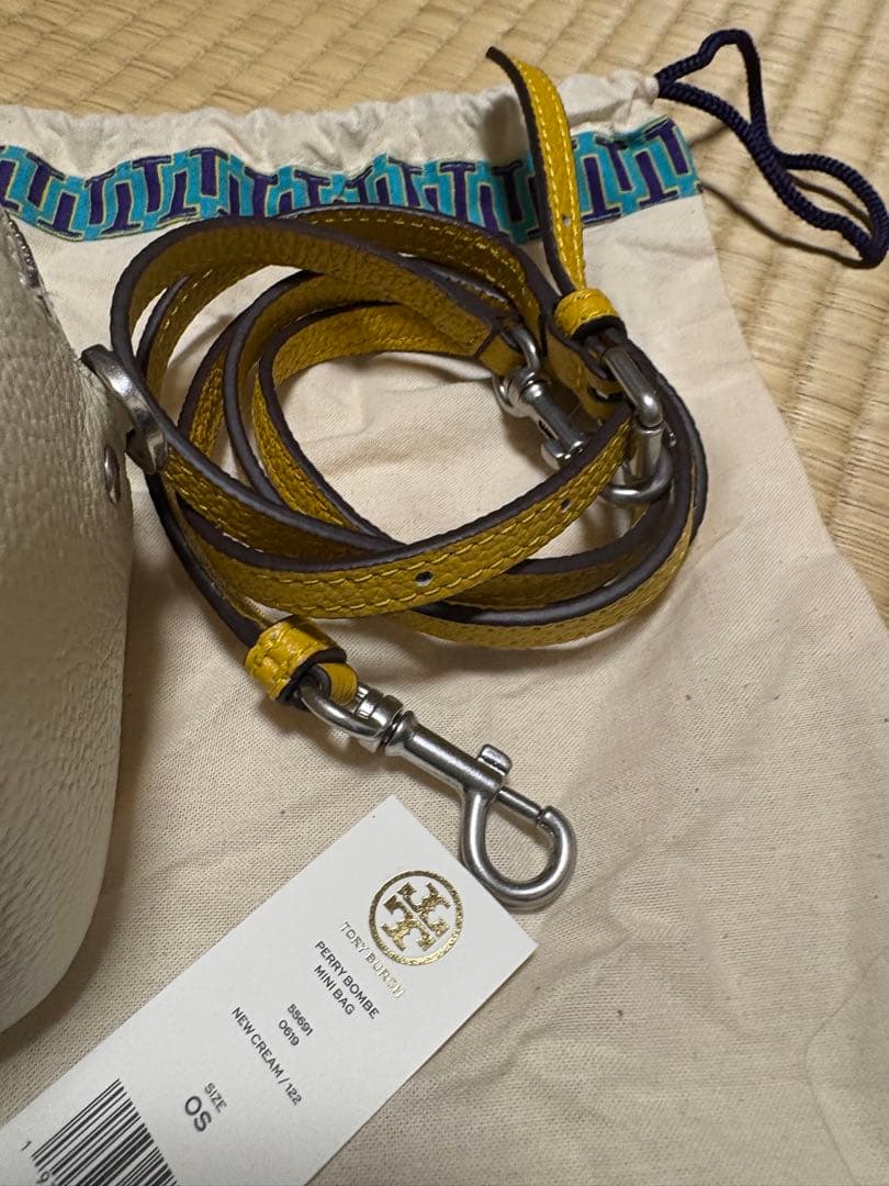 【2月限定出品★】トリーバーチ ショルダーバッグ ホワイト　ペリーボンベ