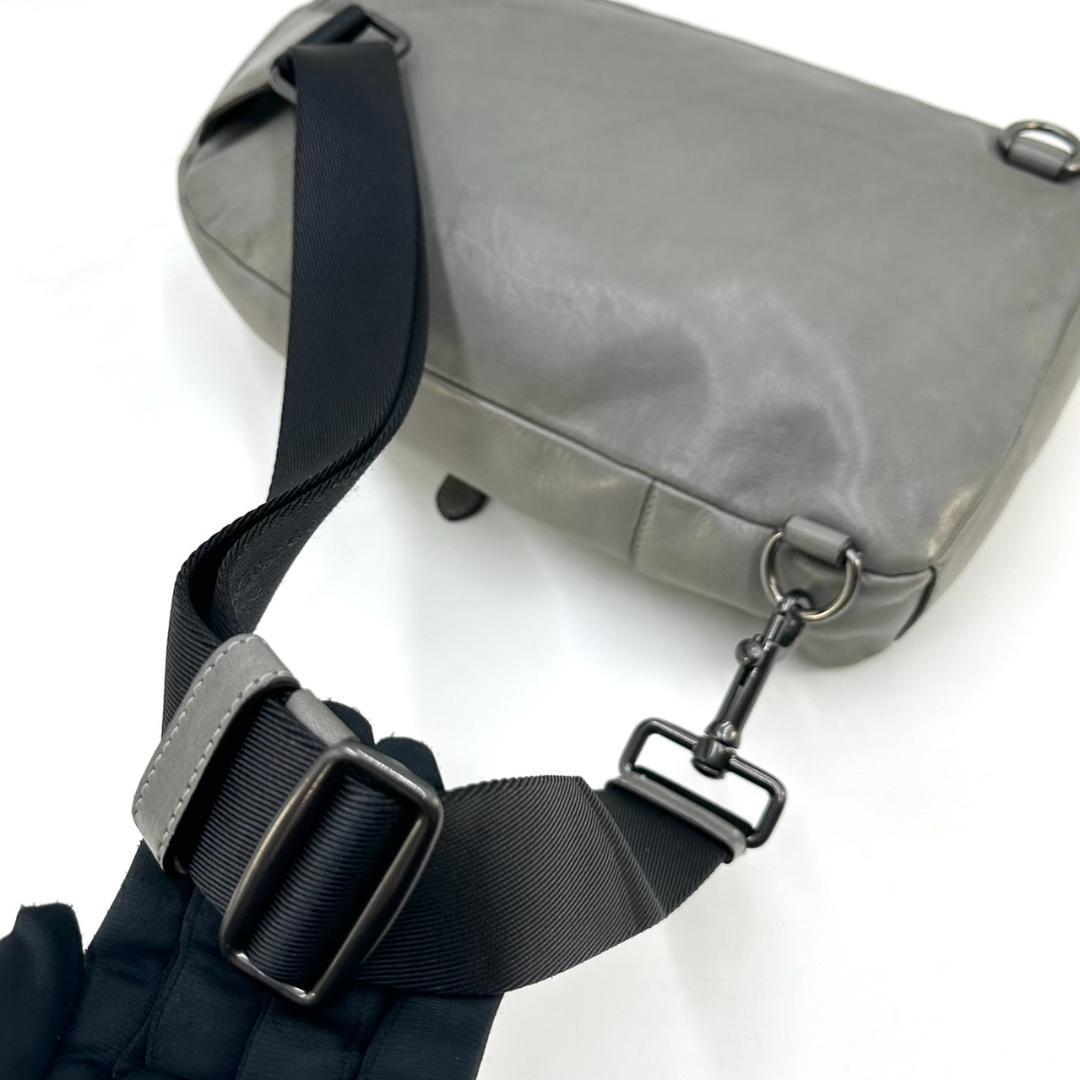 COACH コーチ シャーク サメ ボディバッグ スリングバッグ シルバー金具