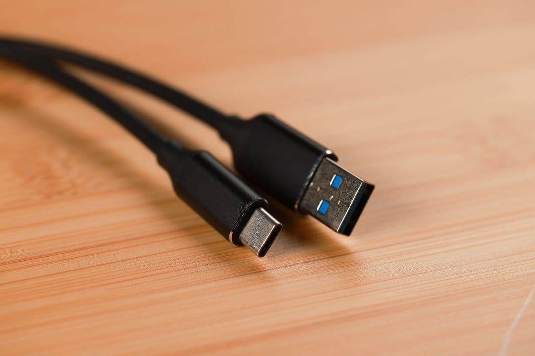 カードリーダー付き CFexpress TypeB 128GB　4K録画対応