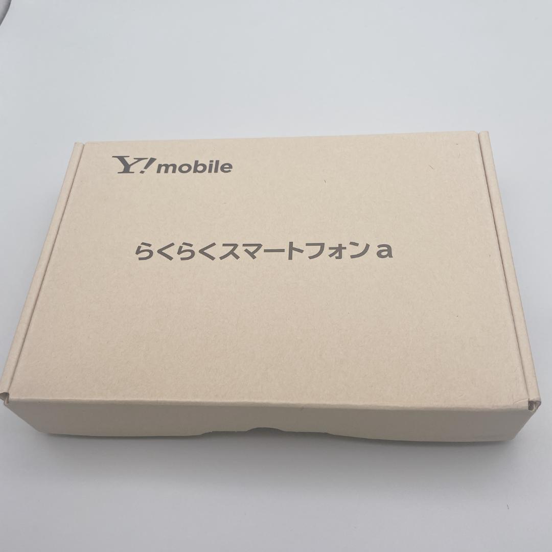 【未使用級】Y!mobile らくらくスマホA A401FC レッド