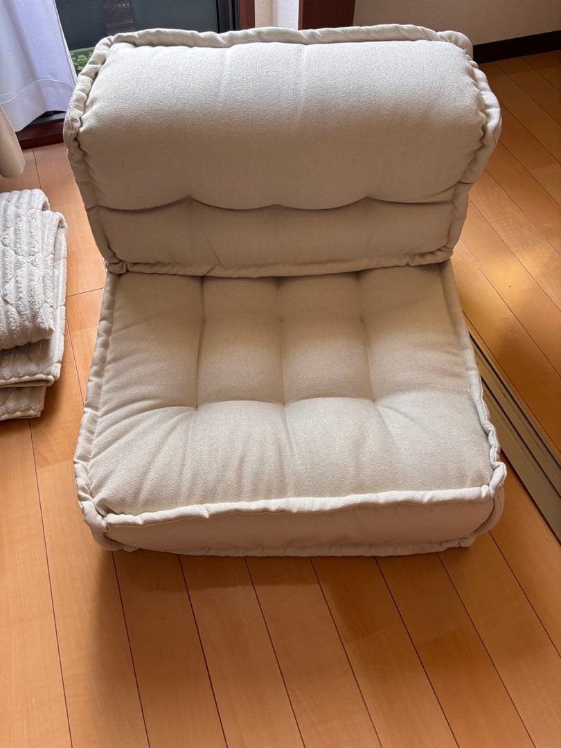 ette エット　フロアソファ　アイボリー