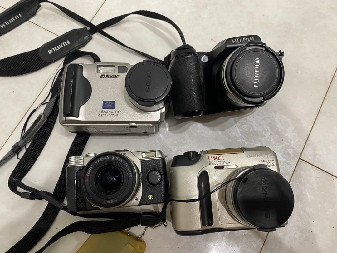 デジタル　カメラ　デジカメ　纏めて　12点セット