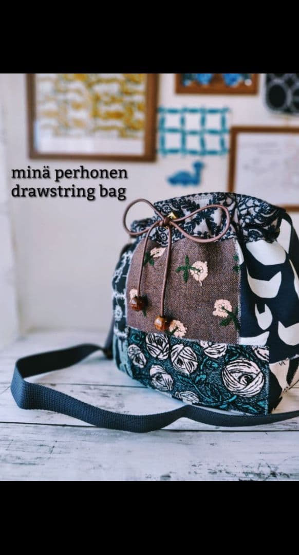 専用　新品ミナペルホネン ドローストリングバッグ foresttile　巾着
