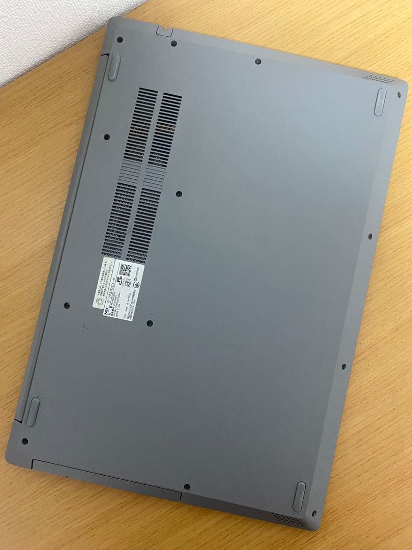 NEC大画面17インチノートパソコン