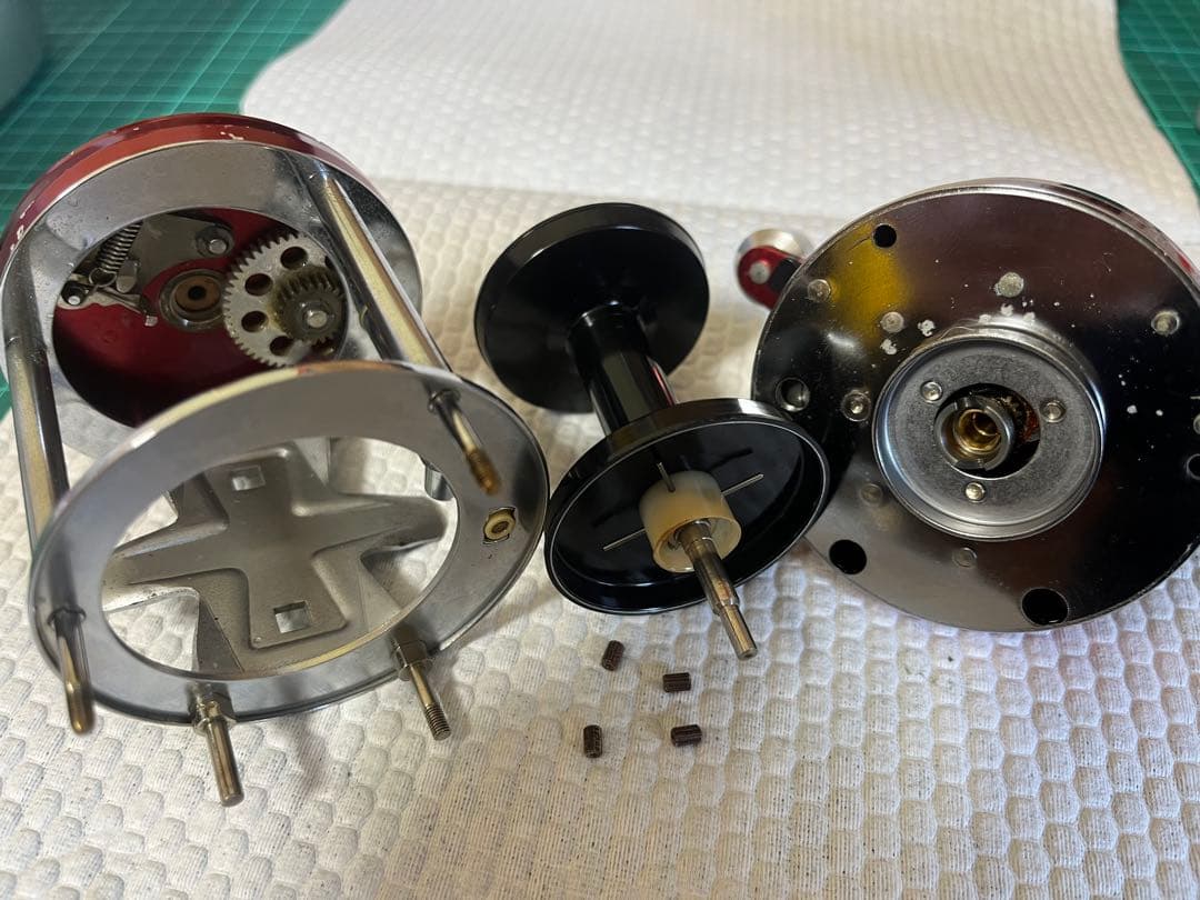 ABU アンバサダー7000 オールド