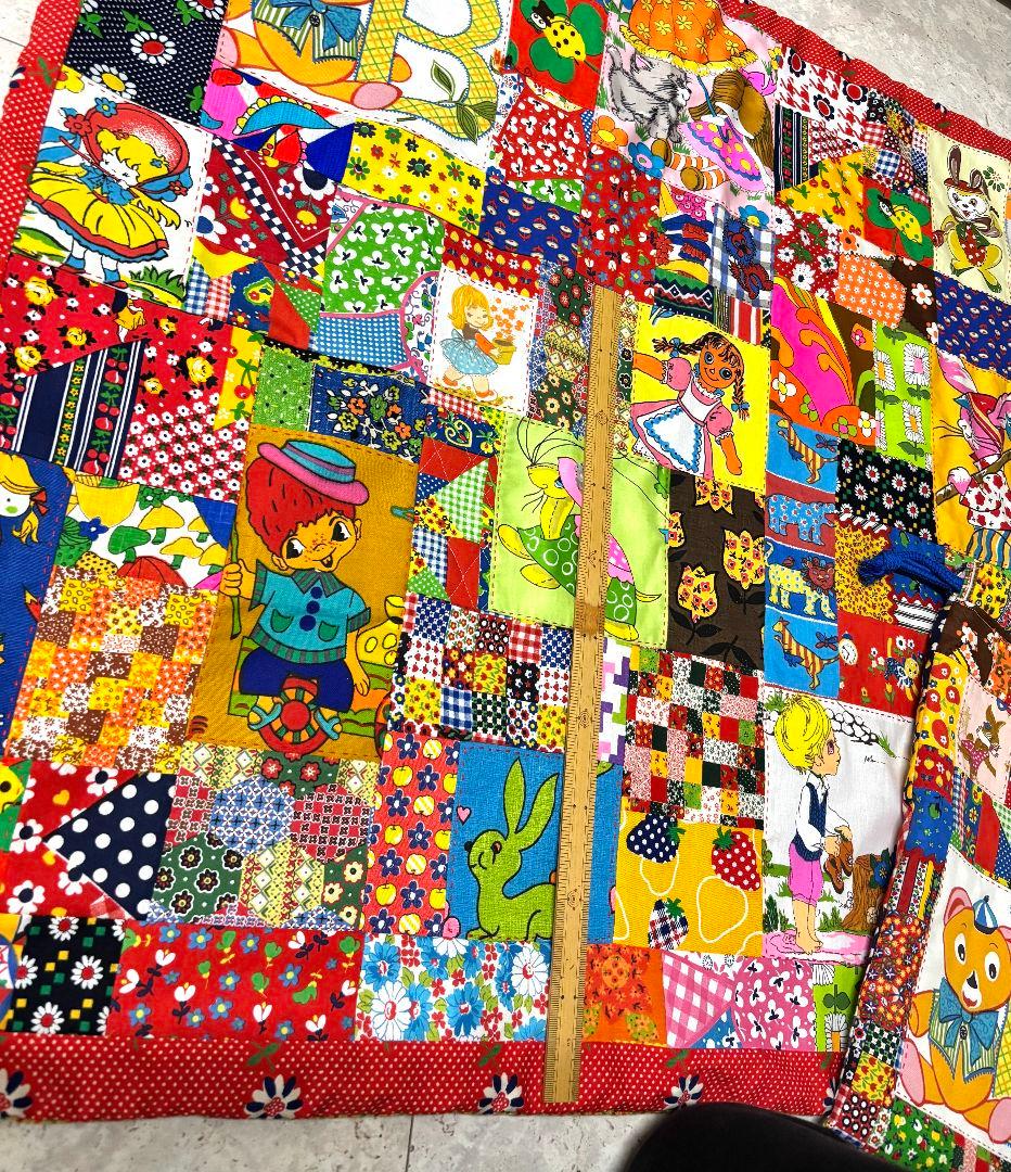 ハンドメイド❇ビンテージレトロパッチワーク❇大きめマットと巾着セット