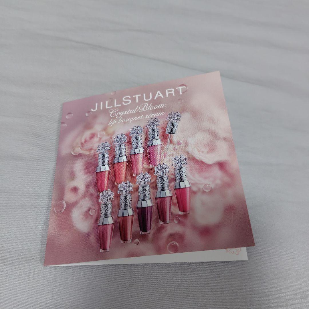 ①JILL STUART クリスマスコフレ2025 リボンファッションショー