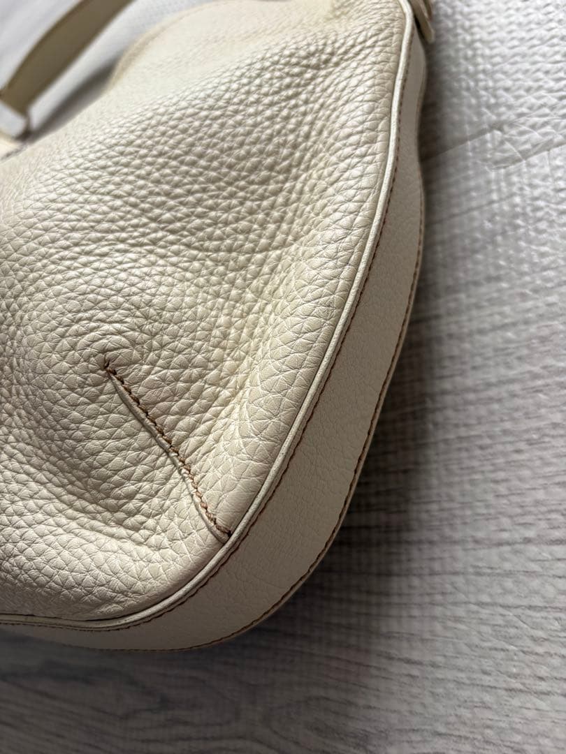 PRADA プラダ ヴィッテロダイノ レザー ワン ショルダー バッグ 白