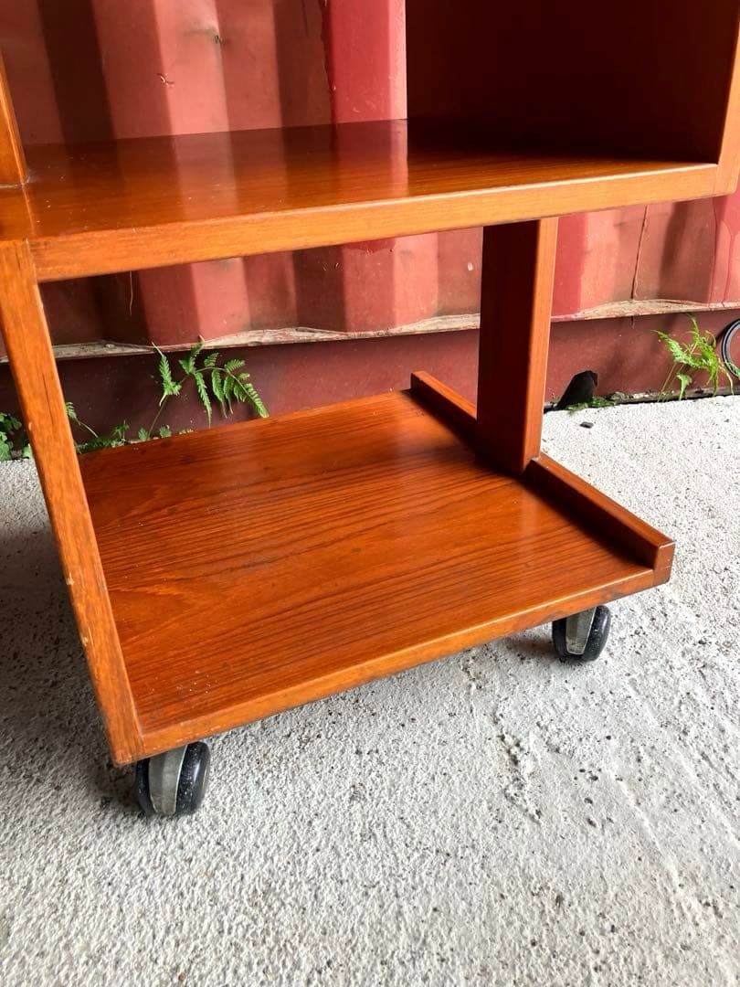 ミッドセンチュリーサイドテーブル