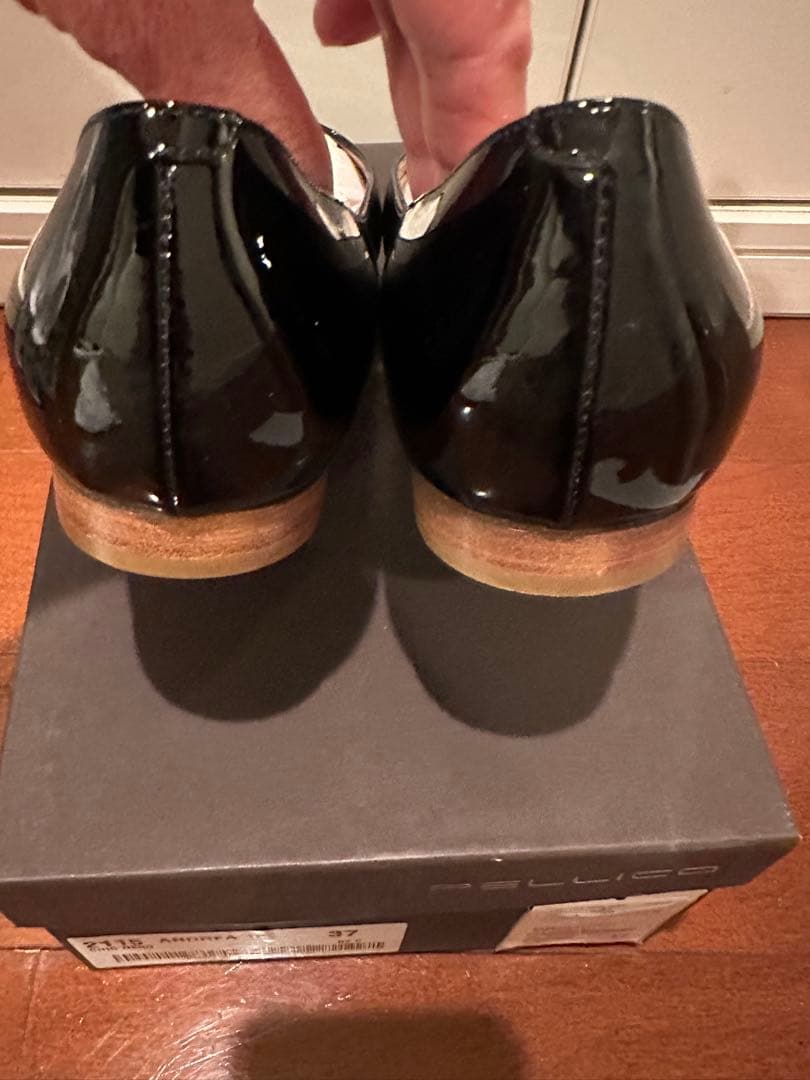 新品PELLICO ANIMAブラックフラットシューズ