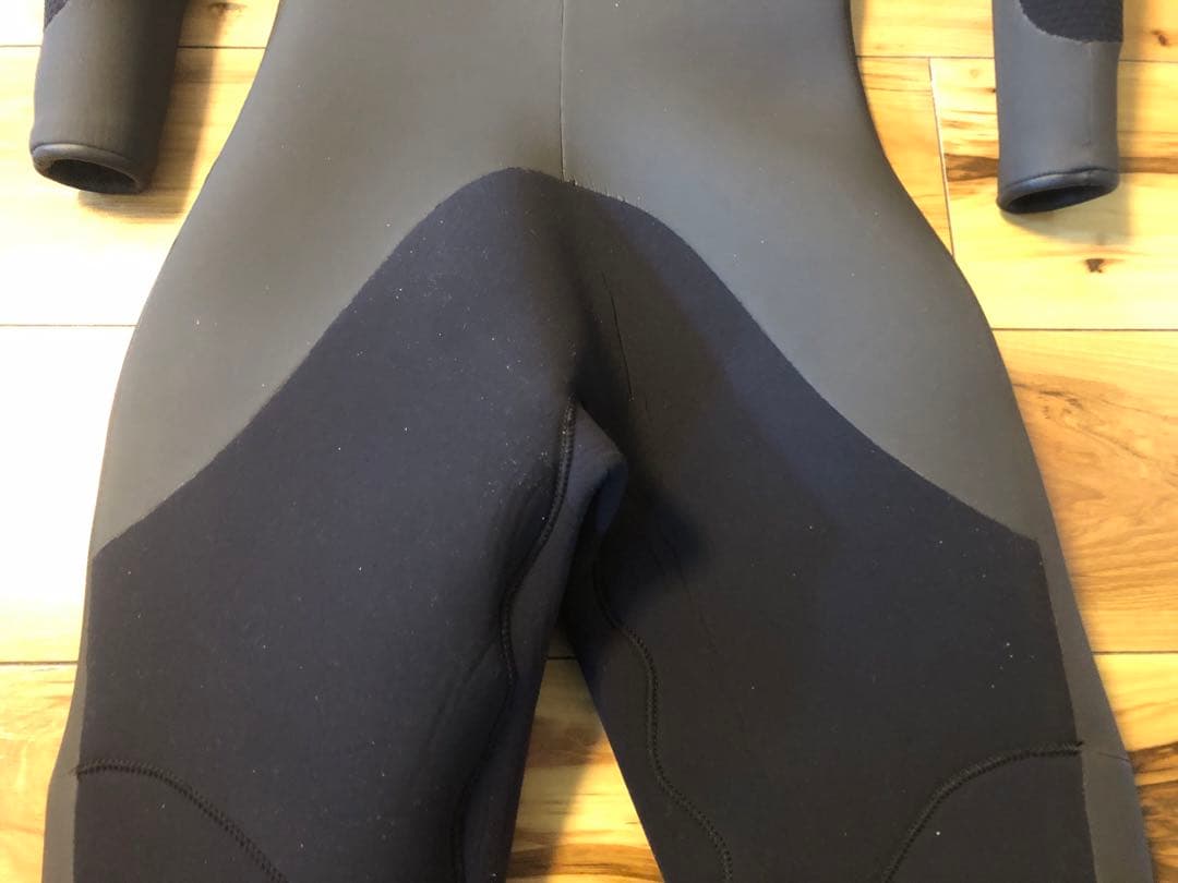 【オーダーメイド】ウエットスーツ　レディース　サイズM 相当　状態新品級！