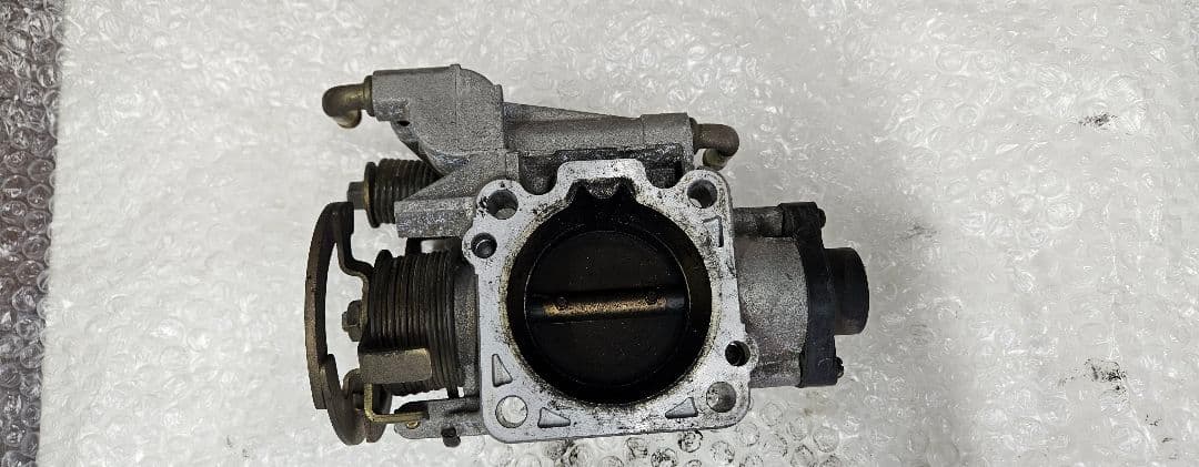 s15シルビア純正スロットルボディー