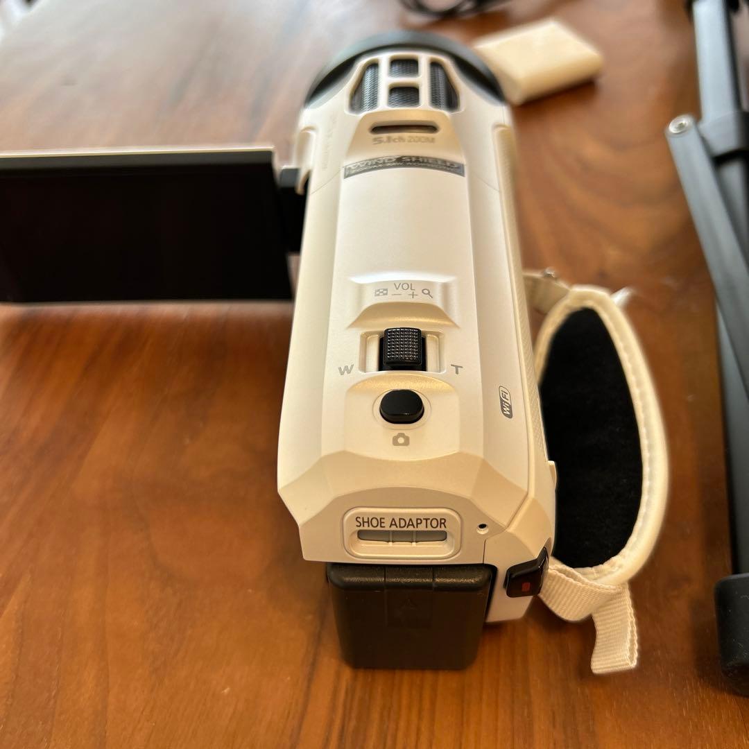 Panasonic HC-VX990M 4K ビデオカメラズーム三脚付き