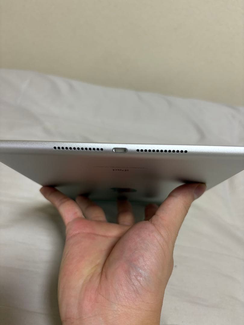 Apple iPad (第6世代) 32GB バテッリ容量98%