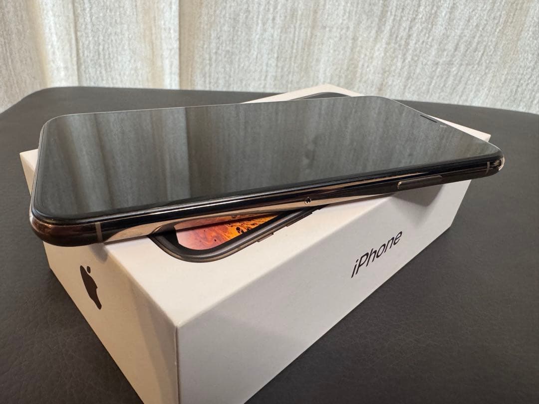 スマートフォン本体 Apple iPhone XS 256GB