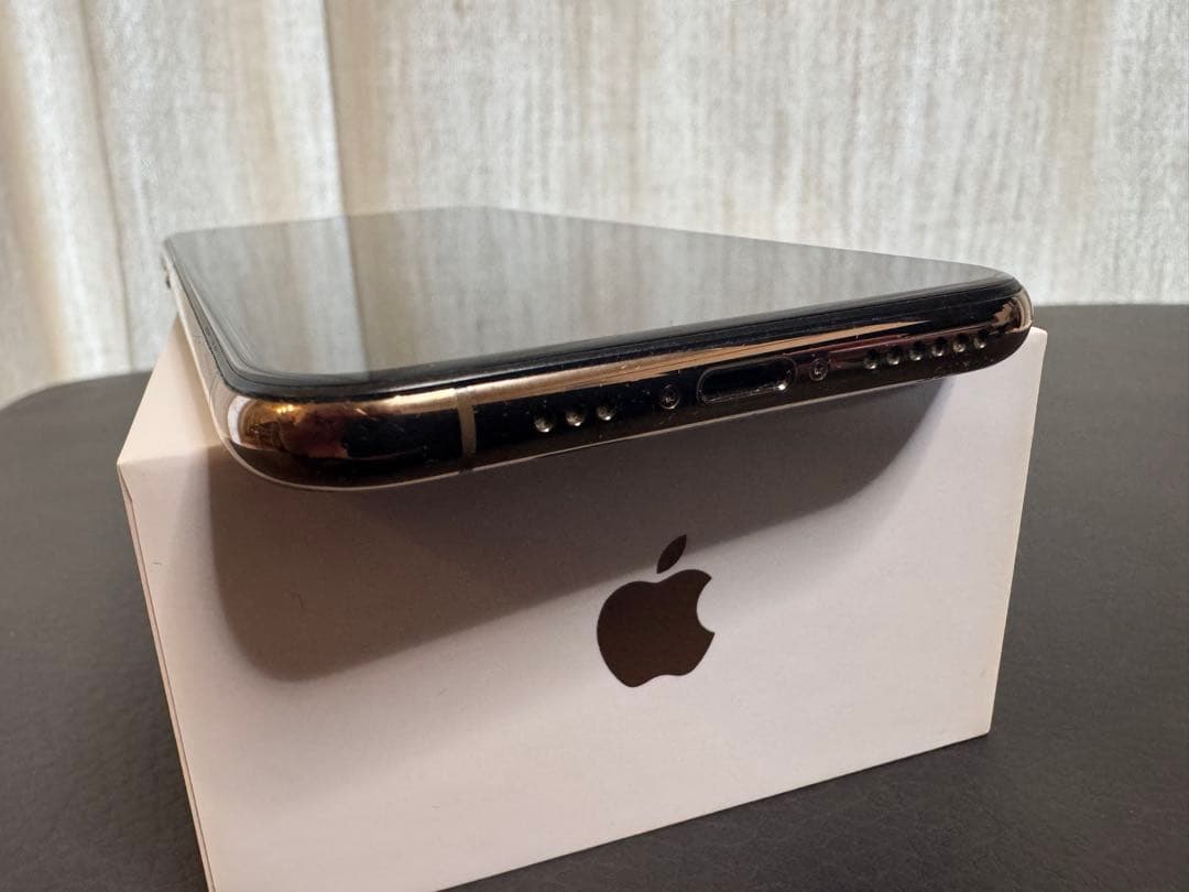 スマートフォン本体 Apple iPhone XS 256GB