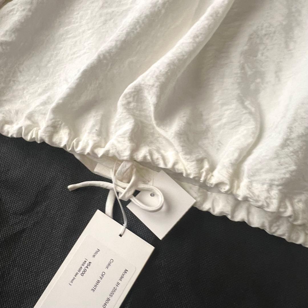 未使用タグ付 IRENISA イレニサ 長袖シャツ ブラウス 白 2025年製